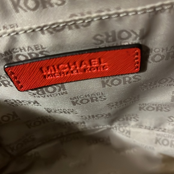 Michael Kors shopping tote Red color - Picture 4 of 9